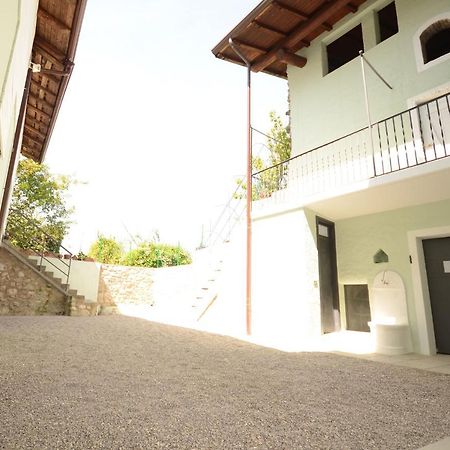 Corte Vezzola Trilocale Tommaso ปูเอ็นญาโก ภายนอก รูปภาพ